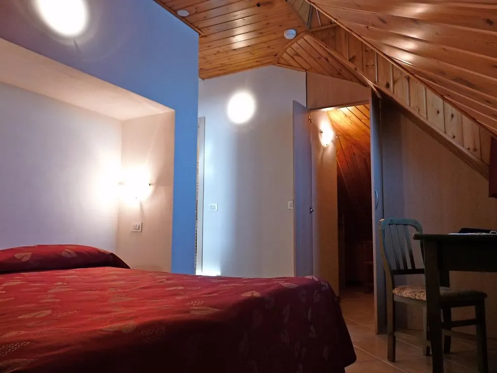 Hotel La Rosa 3*, Teglio Italy