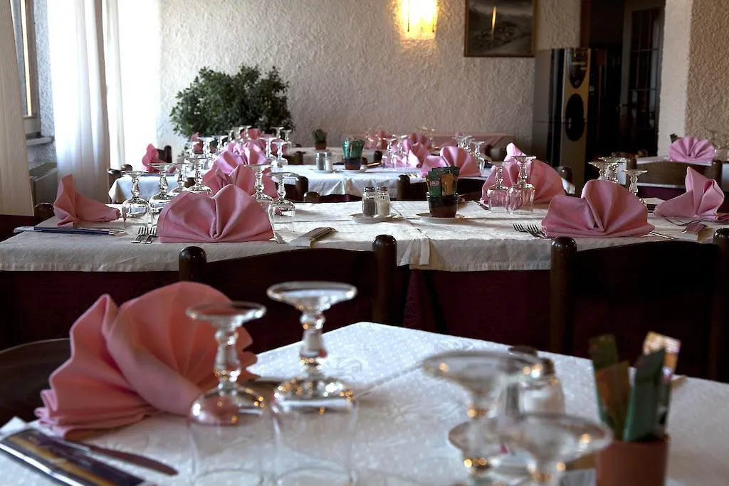 Hotel La Rosa Teglio