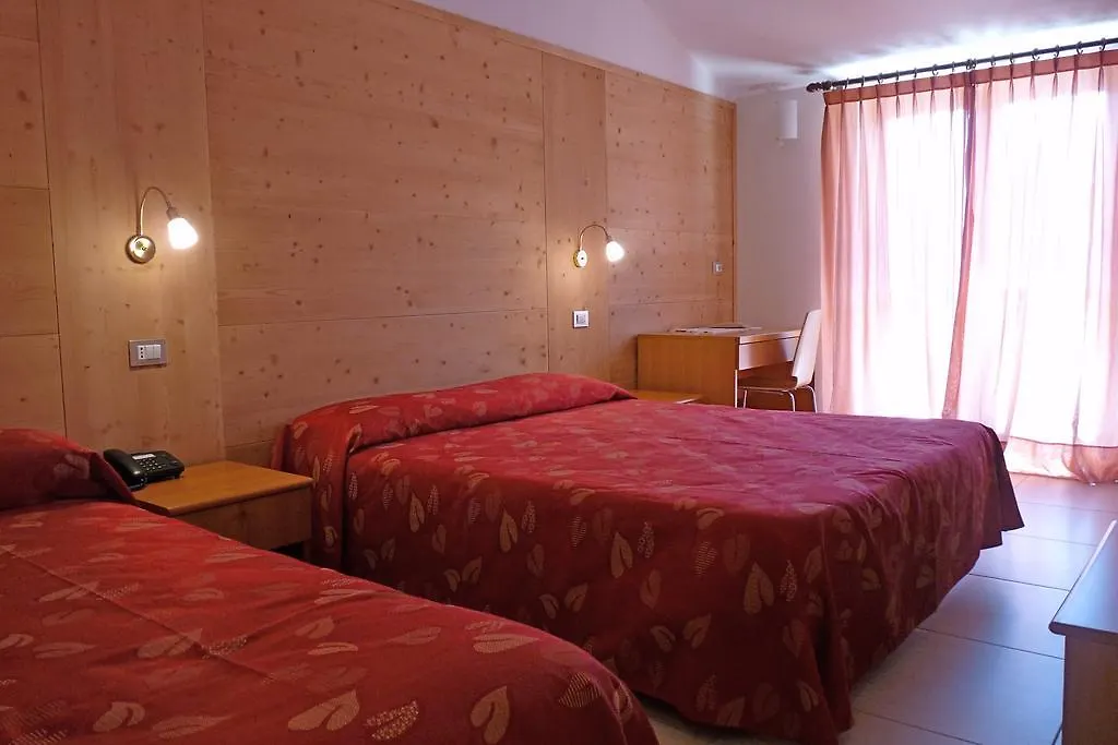 ***  Hotel La Rosa Italy